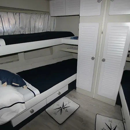 Bateau-hôtel Yacht Galicia Sanxenxo